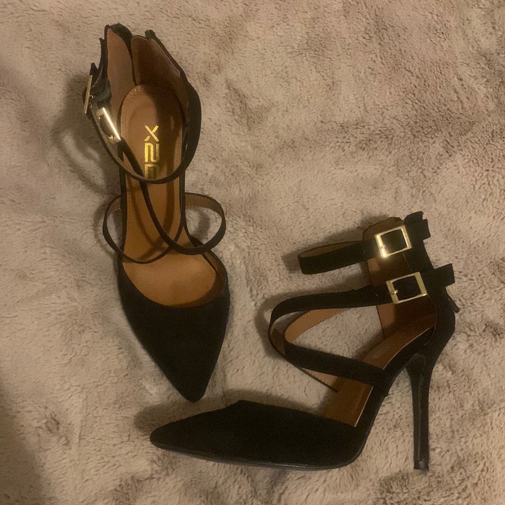 Black suede heels